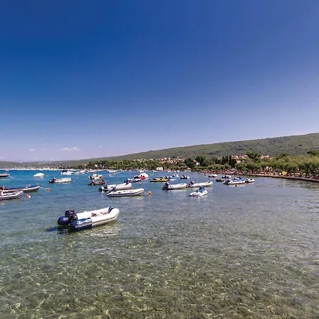 Appartamento 2 Bedroom Beautiful In