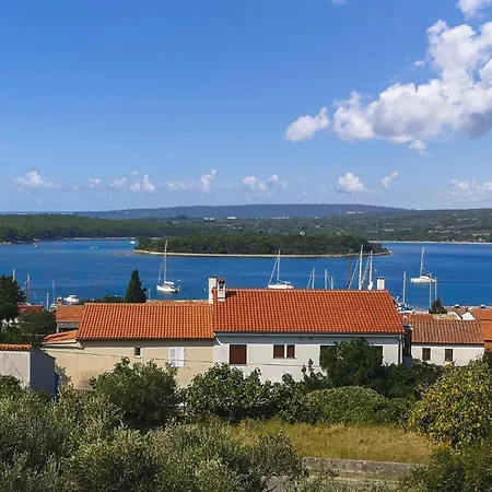 2 Bedroom Beautiful In