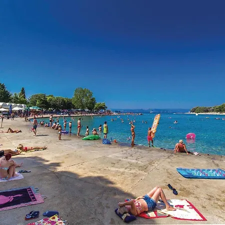 2 Bedroom Beautiful In * Punat