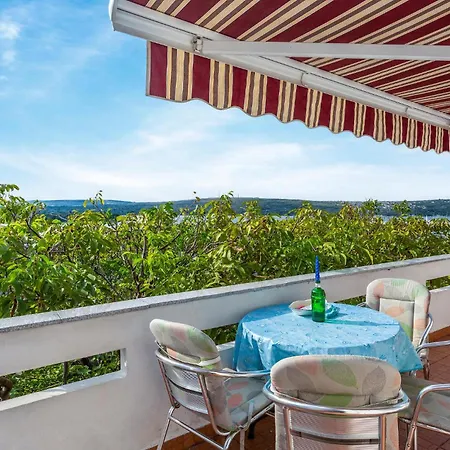 2 Bedroom Beautiful In Appartamento *