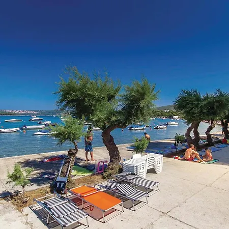 2 Bedroom Beautiful In *