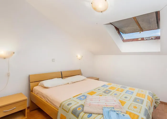 Lejlighed 2 Bedroom Beautiful Apartment In Punat *