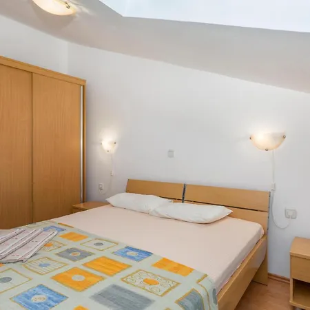 2 Bedroom Cozy In Daire