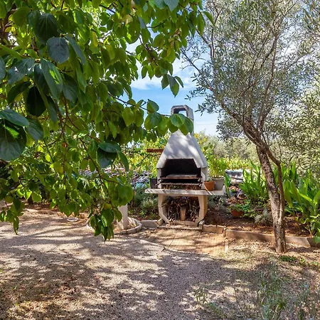 2 Bedroom Cozy In Daire Punat